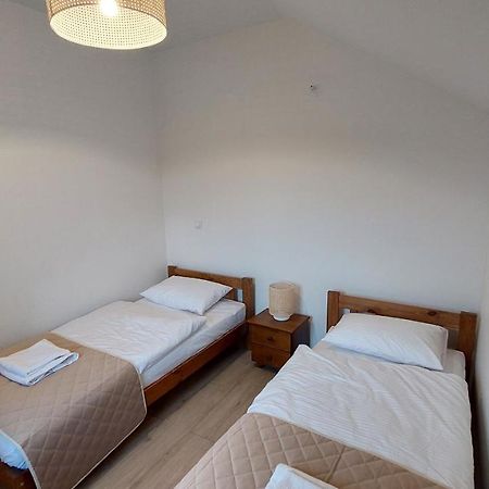 Apartamenty Starowiejska 39, Ryczow - 10Km Od Zator Energylandia Bagian luar foto