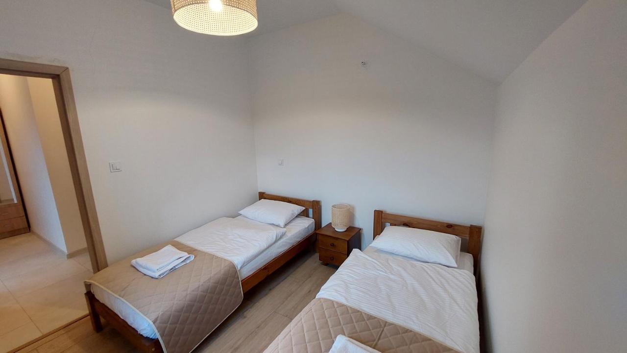 Apartamenty Starowiejska 39, Ryczow - 10Km Od Zator Energylandia Bagian luar foto