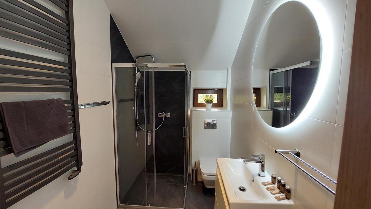 Apartamenty Starowiejska 39, Ryczow - 10Km Od Zator Energylandia Bagian luar foto
