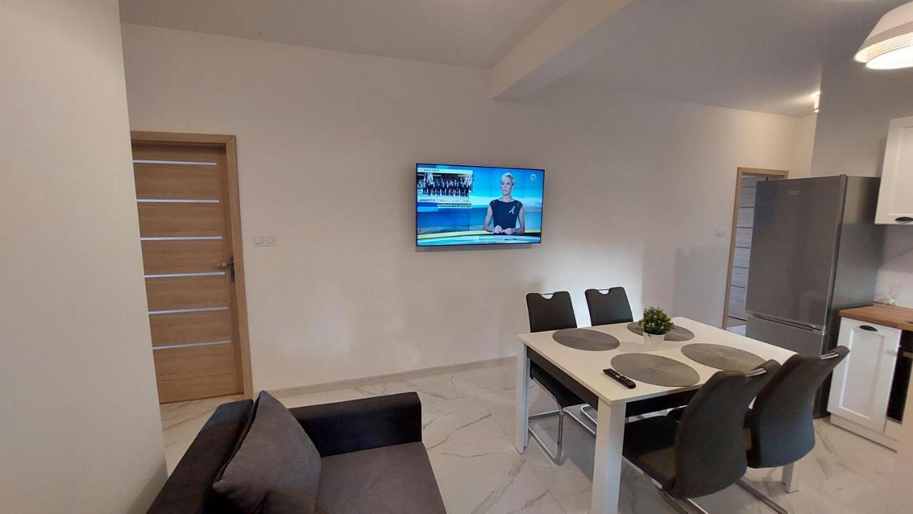 Apartamenty Starowiejska 39, Ryczow - 10Km Od Zator Energylandia Bagian luar foto
