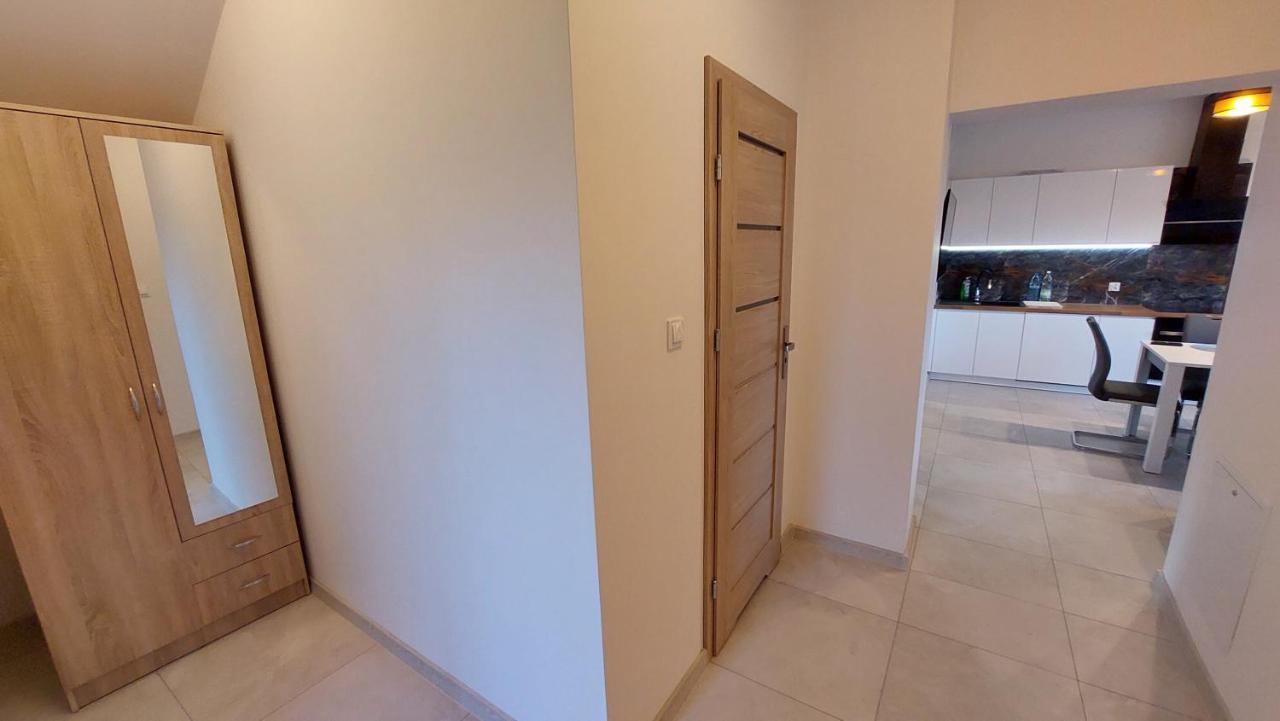 Apartamenty Starowiejska 39, Ryczow - 10Km Od Zator Energylandia Bagian luar foto